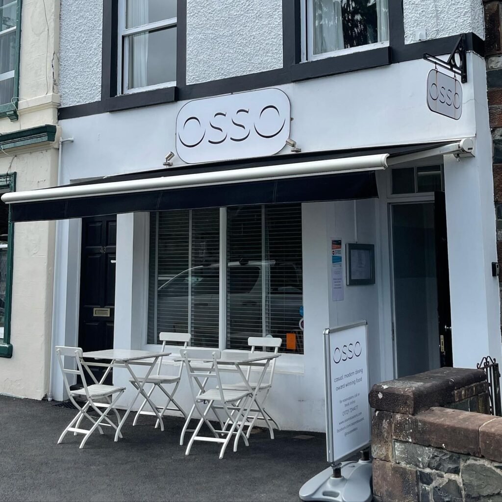 Restaurants near me Peebles