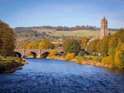 Local attractions in Peebles